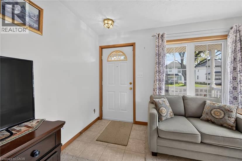 424 JOHN Street, Dunnville, photo 7
