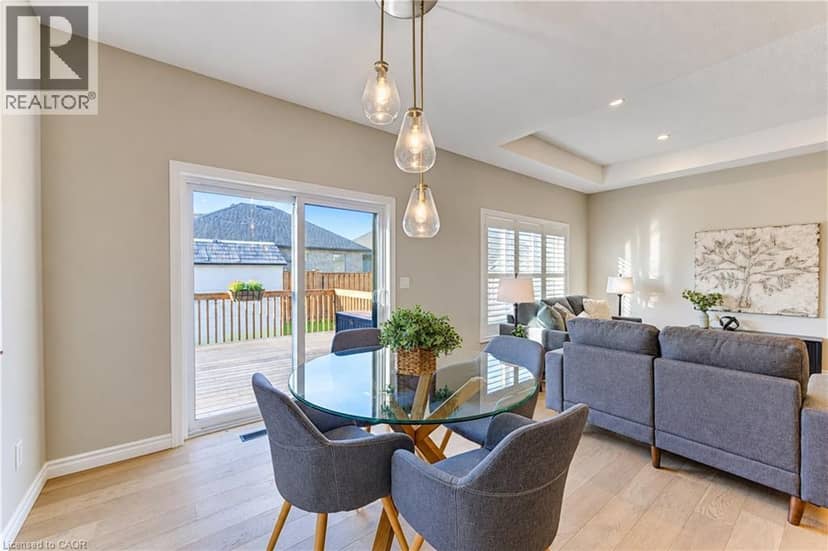 15 MATHESON Crescent — photo 16 of 37