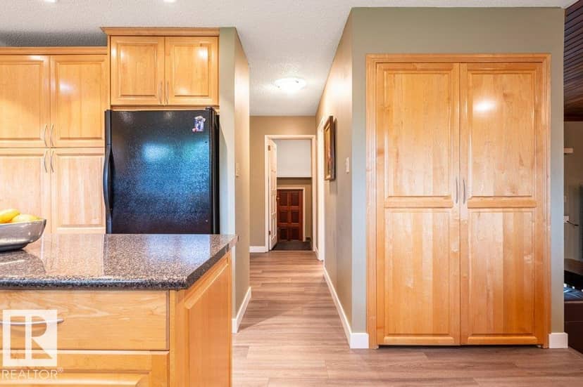 14514 101 AV NW — photo 13 of 40