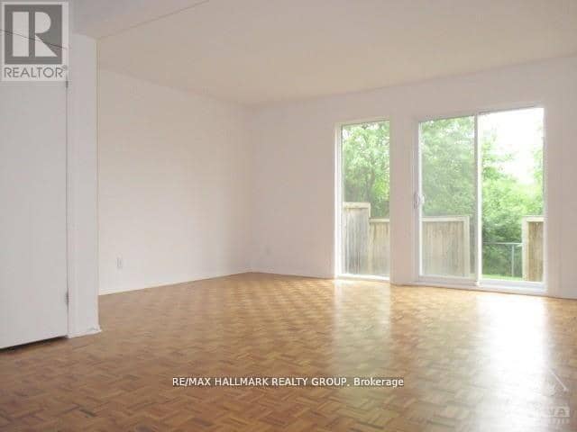 - - 84 Paddington Private, Ottawa, photo 7