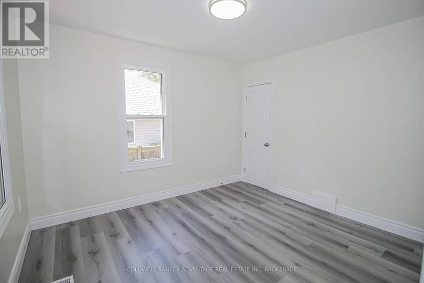 378 Thorold Road — photo 19 of 40