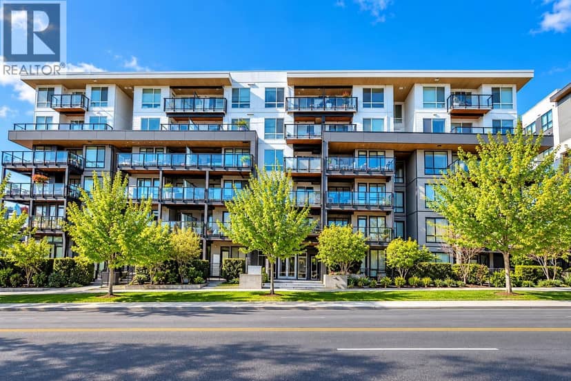 212 707 COMO LAKE AVENUE, Coquitlam