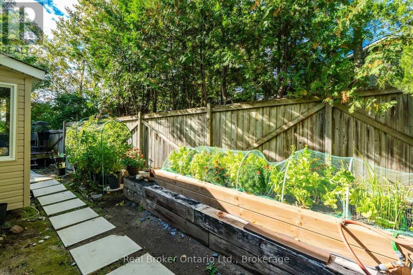 56 Belgrove Crescent — photo 38 of 40