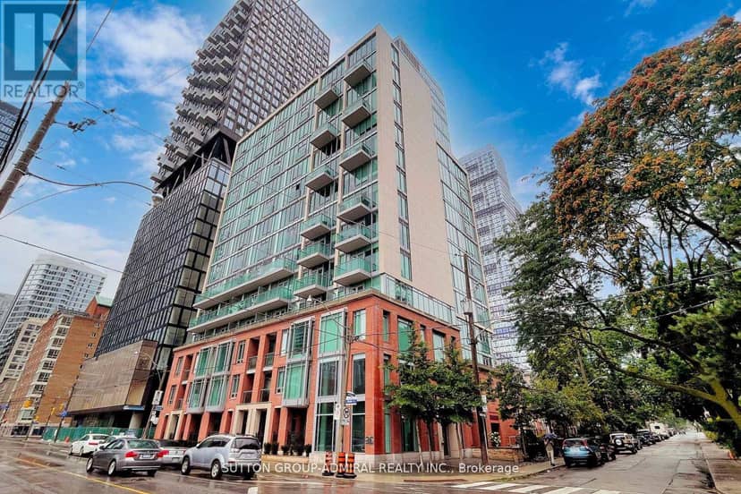 304 - 220 George Street — photo 2 of 32