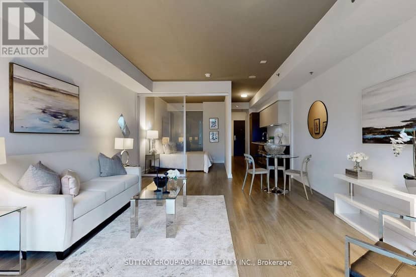 304 - 220 George Street — photo 9 of 32