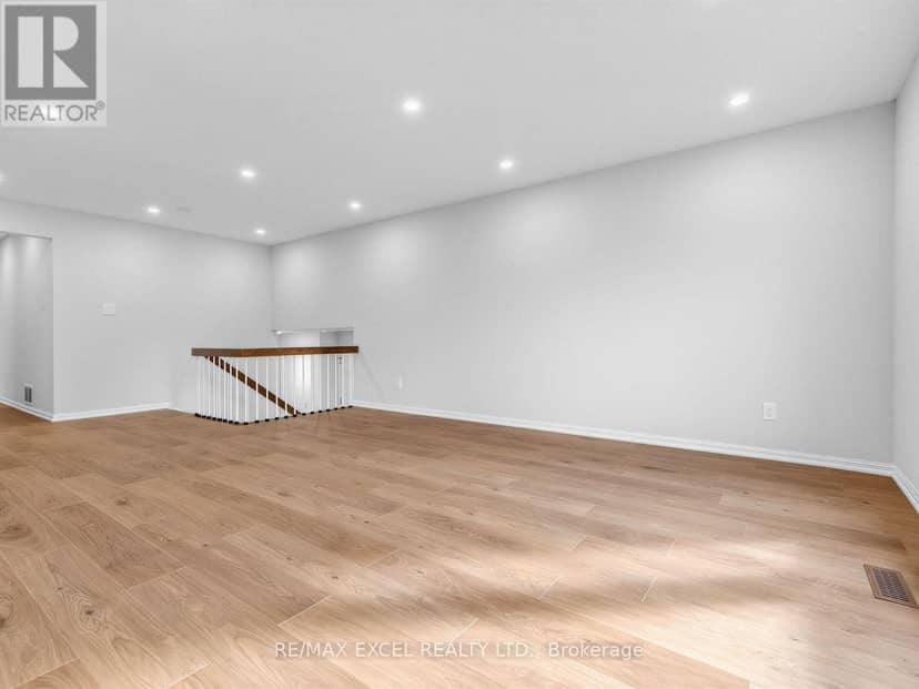 25 Grand Place, Barrie, photo 5