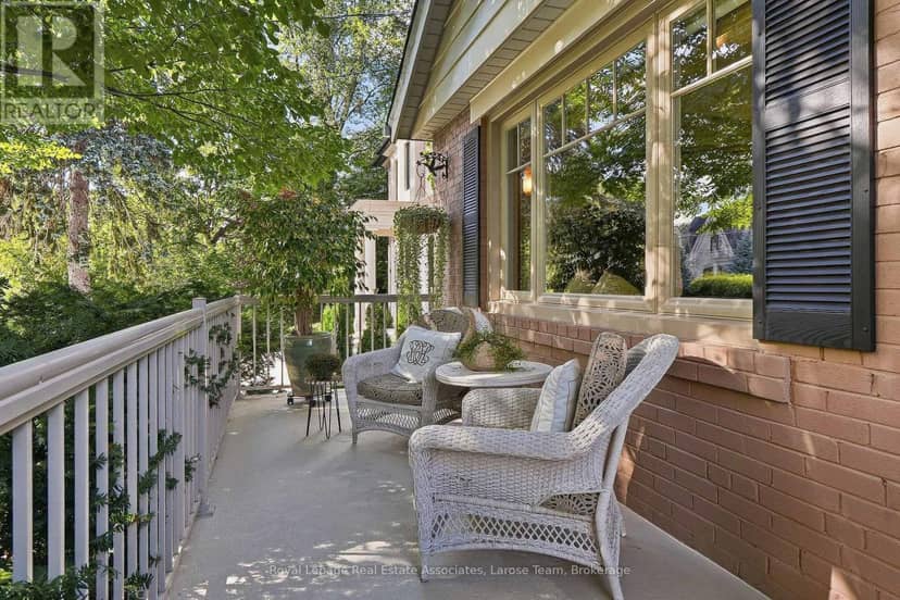 1511 Leda Avenue, Mississauga, photo 2