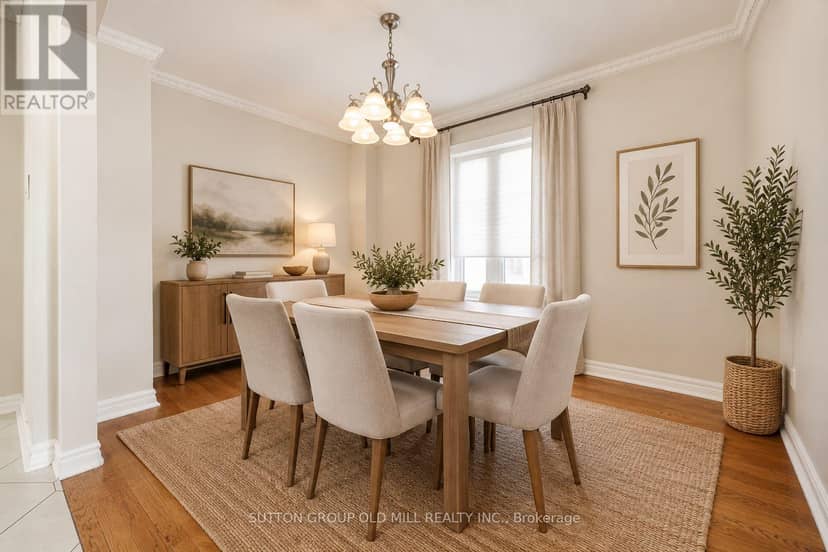 28 Holwood Avenue, Toronto, photo 3