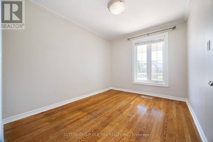 28 Holwood Avenue, Toronto, photo 8