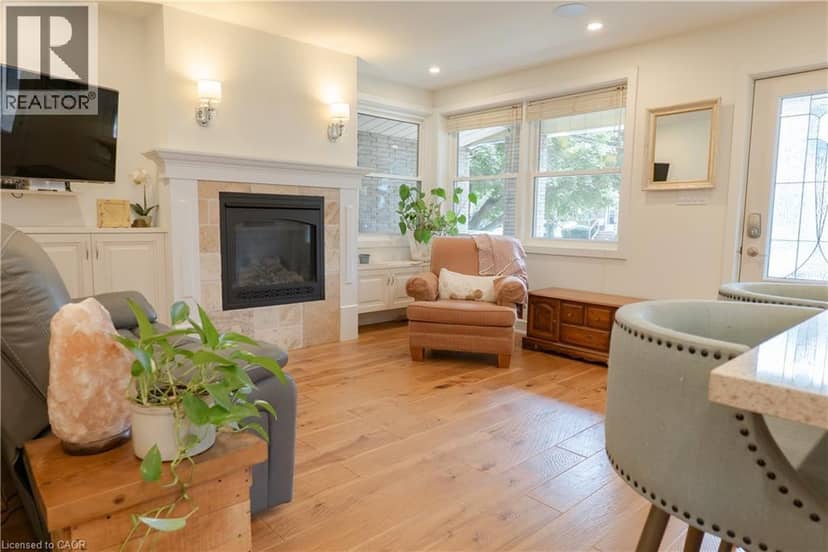 8 CAMERON Avenue, Dundas, photo 5
