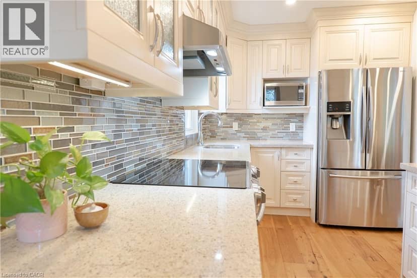 8 CAMERON Avenue, Dundas, photo 8