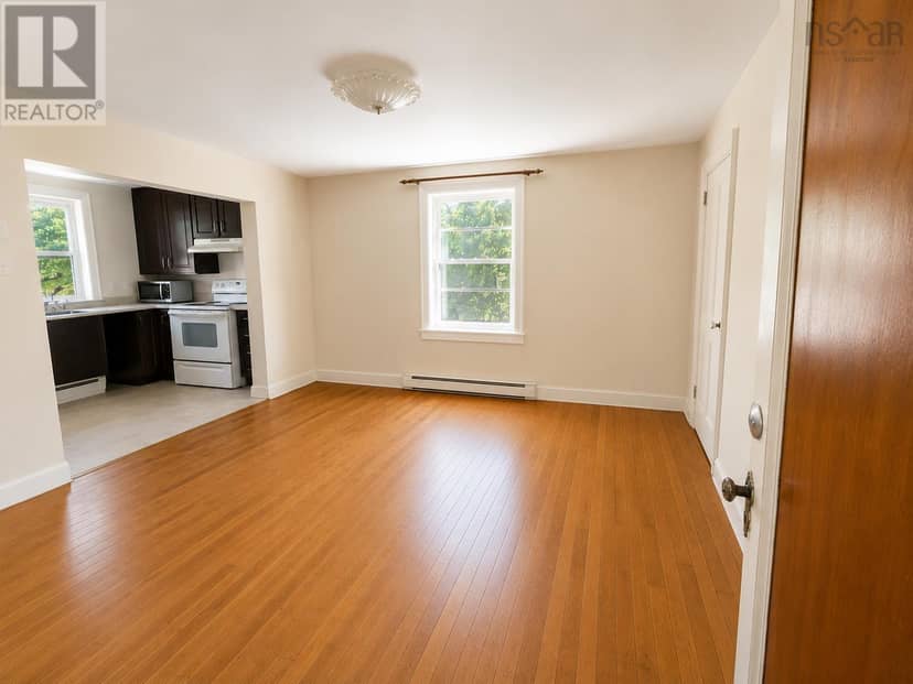 817 Tower Road, 5791 Harrington Dr, Halifax Peninsula, photo 3