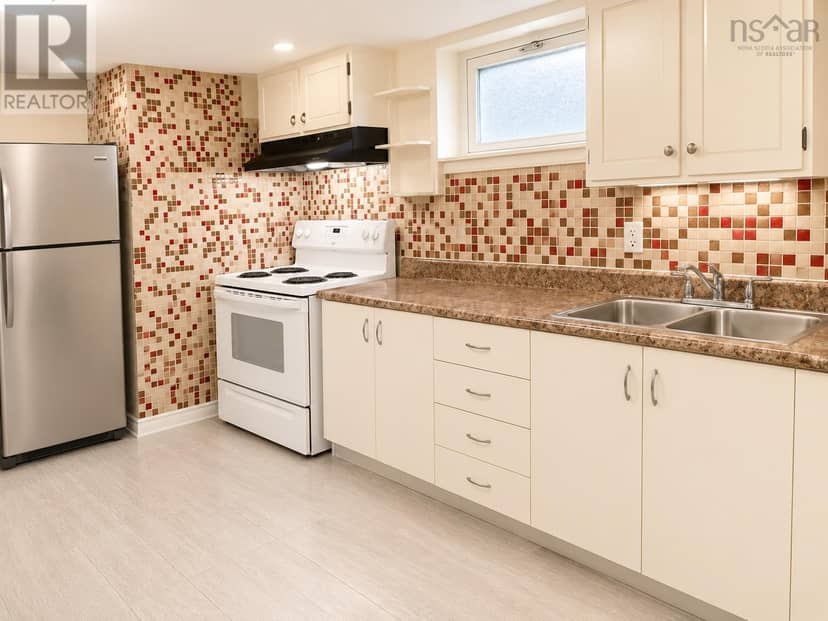 817 Tower Road, 5791 Harrington Dr — photo 33 of 40
