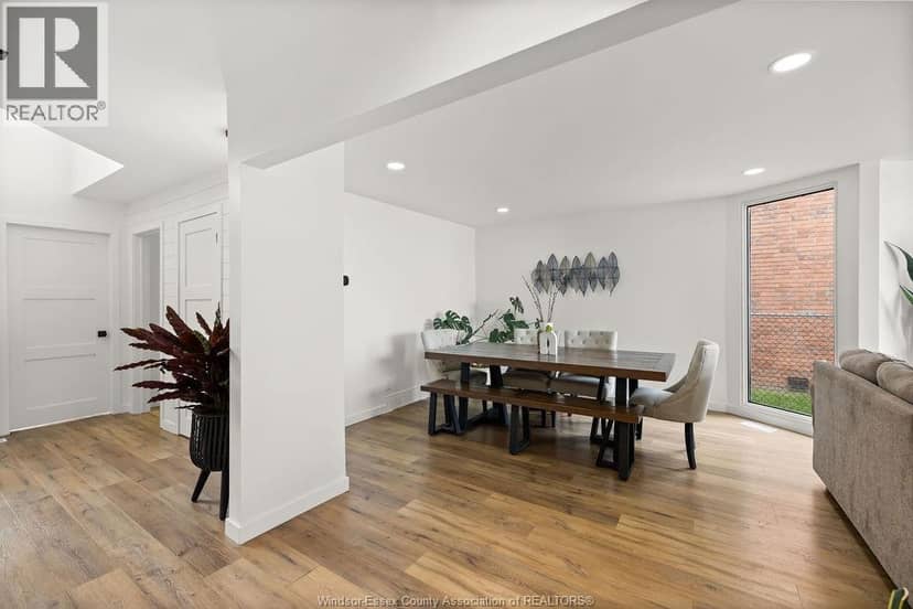 8678 Riverside Drive — photo 10 of 40