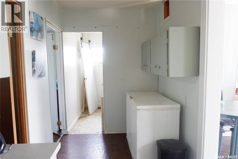 11 B Avenue — photo 14 of 29