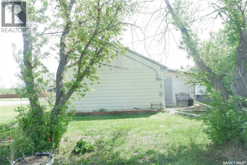 11 B Avenue — photo 23 of 29