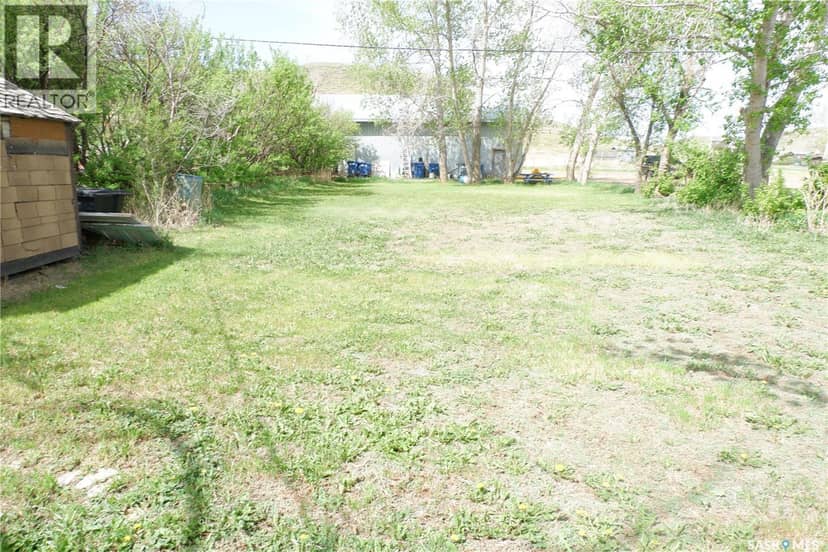 11 B Avenue, Willow Bunch, photo 3