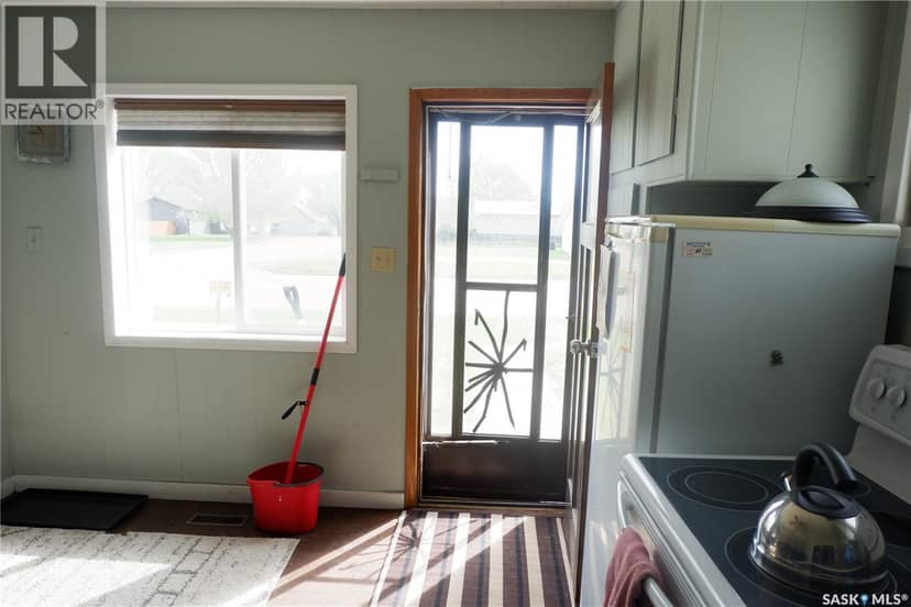 11 B Avenue — photo 9 of 29