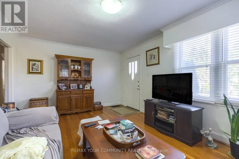 374 Penn Avenue — photo 11 of 21