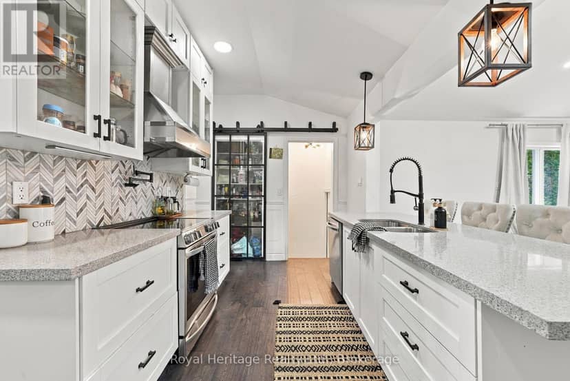 618 Sunset Boulevard — photo 11 of 40