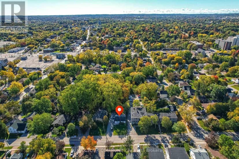 374 Penn Avenue, Newmarket, photo 2