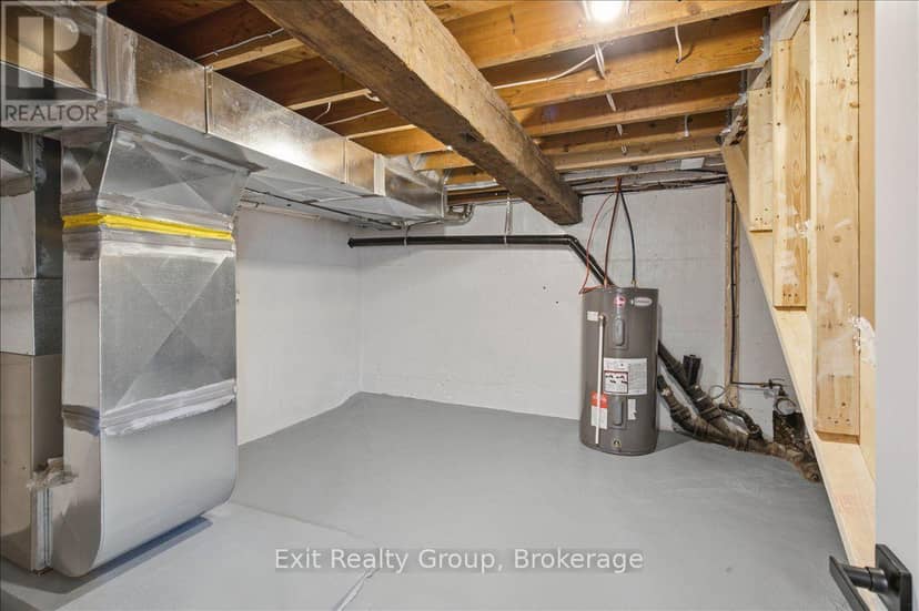 8 Albert Street — photo 37 of 40