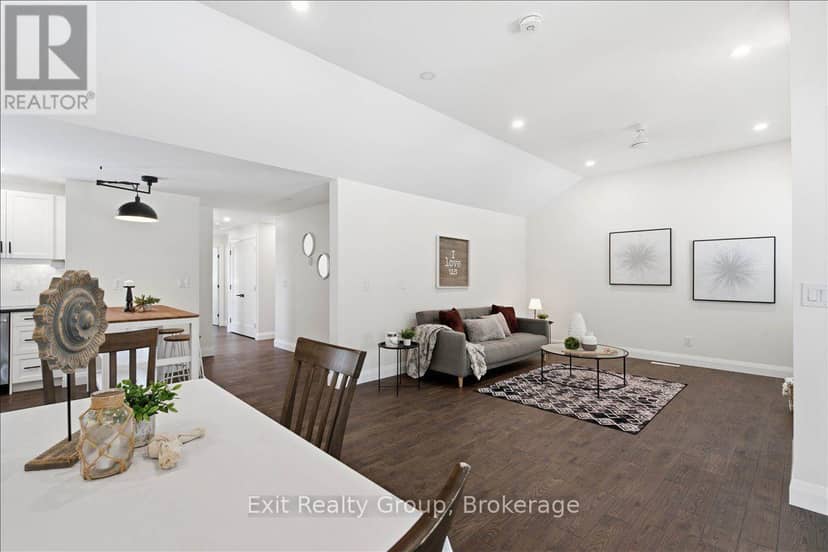 8 Albert Street, Prince Edward County, photo 8