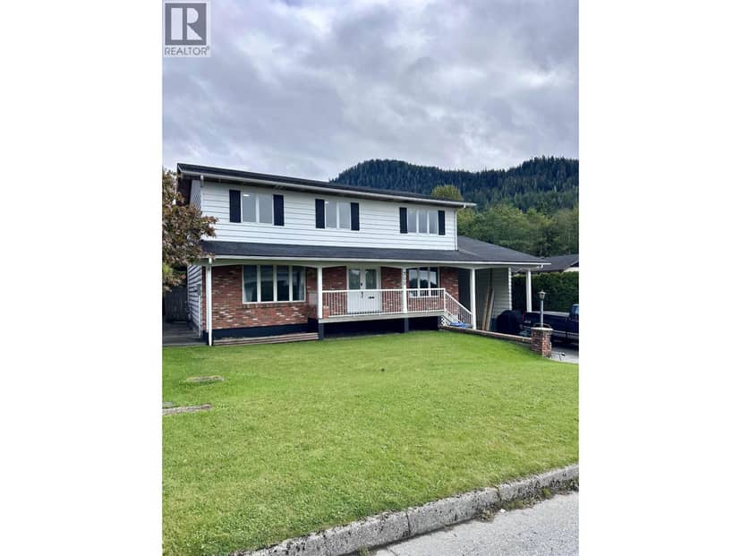 200 ALBERTA PLACE, Prince Rupert