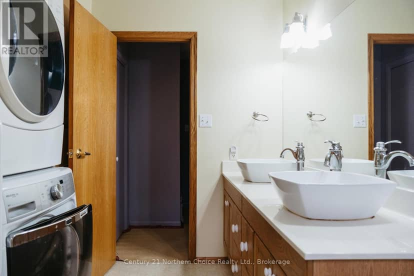 605 Ninth Street — photo 39 of 40
