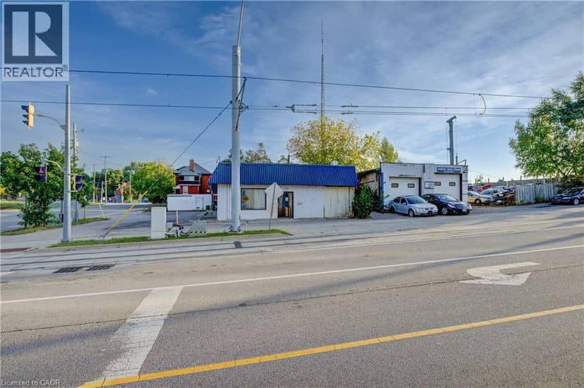 983 & 991-995 KING ST. E. & 512-516, 520 CHARLES ST. E. Street — photo 6 of 27