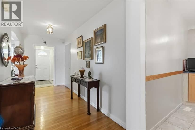 152 HILDA Avenue, North York, photo 6