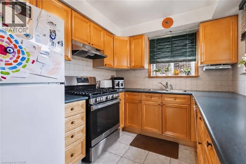 152 HILDA Avenue — photo 17 of 40
