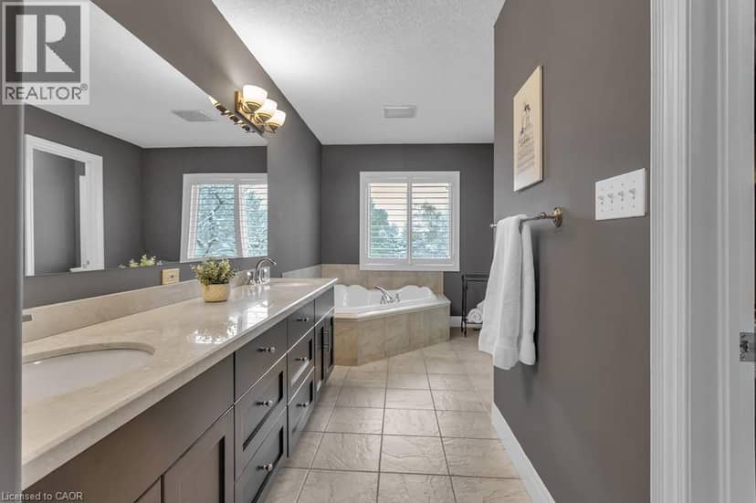 211 TERRACE WOOD Crescent — photo 29 of 40