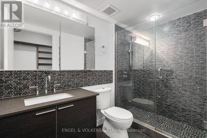 205 - 354 Gladstone Avenue — photo 14 of 32