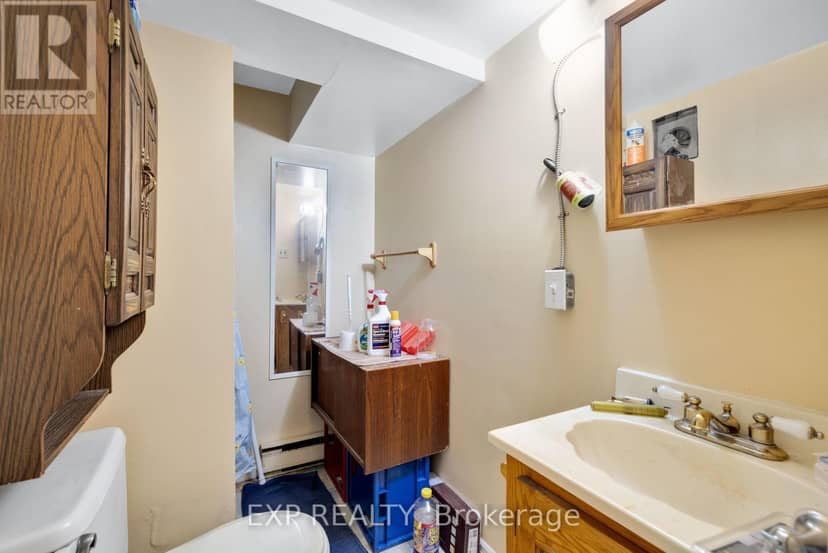 50 Holland Avenue — photo 37 of 40