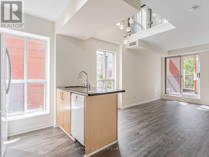 246 - 139 Merton Street — photo 13 of 36