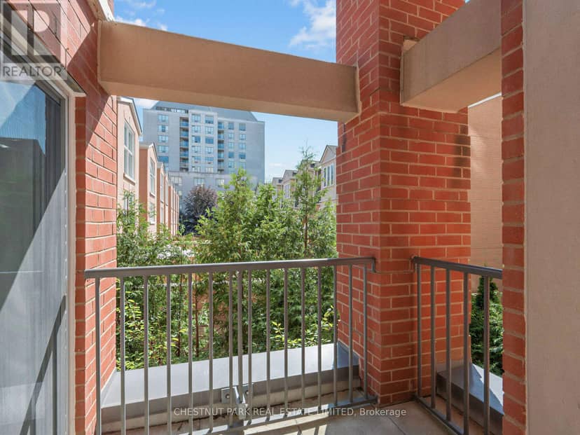 246 - 139 Merton Street — photo 16 of 36