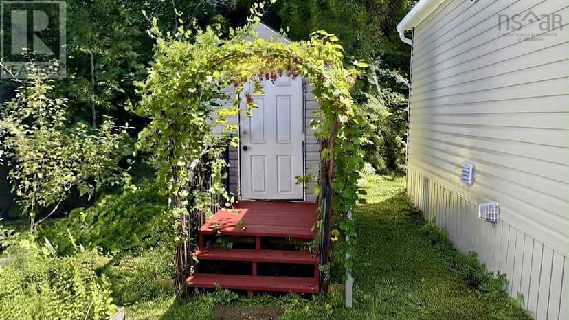 3 Heather Street — photo 2 of 40