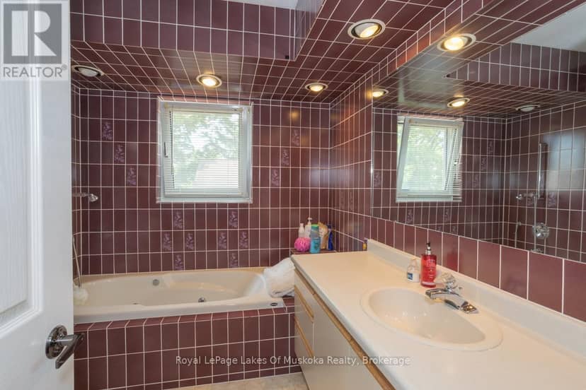 110 Dill Street — photo 28 of 40