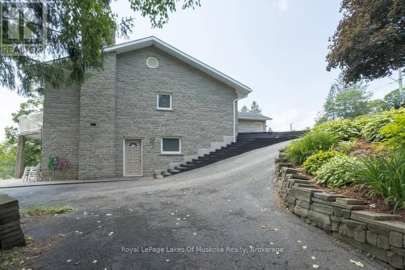110 Dill Street, Bracebridge, photo 3