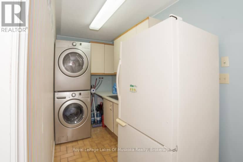110 Dill Street — photo 33 of 40