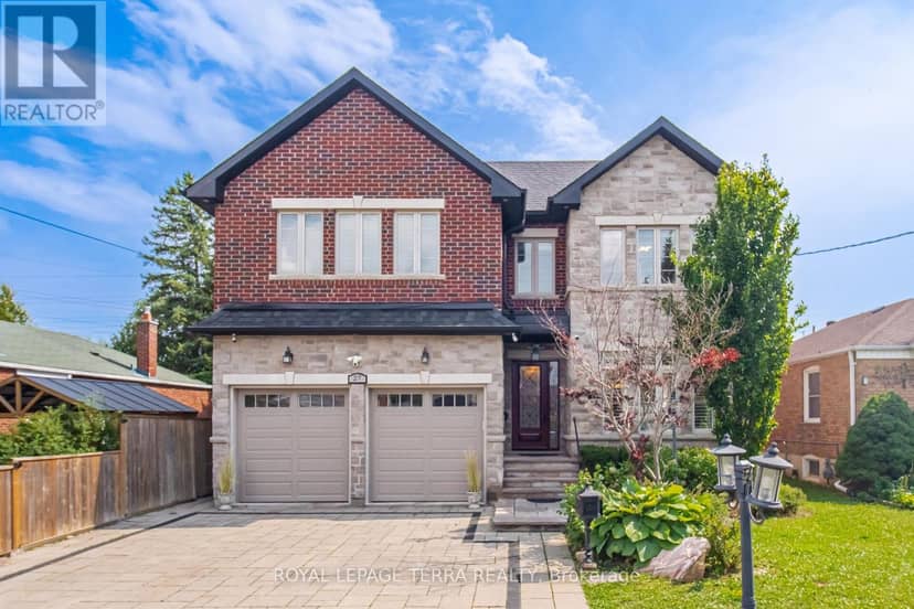 27 Minford Avenue, Toronto, photo 2