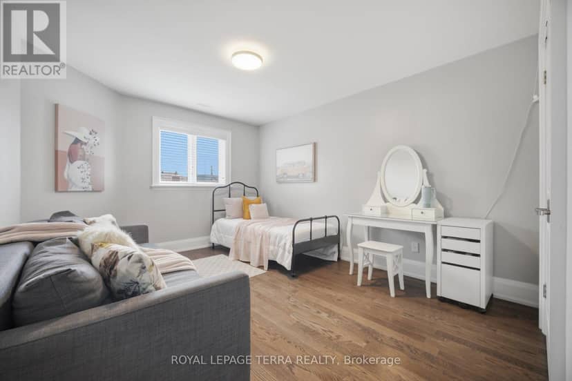 27 Minford Avenue — photo 31 of 40