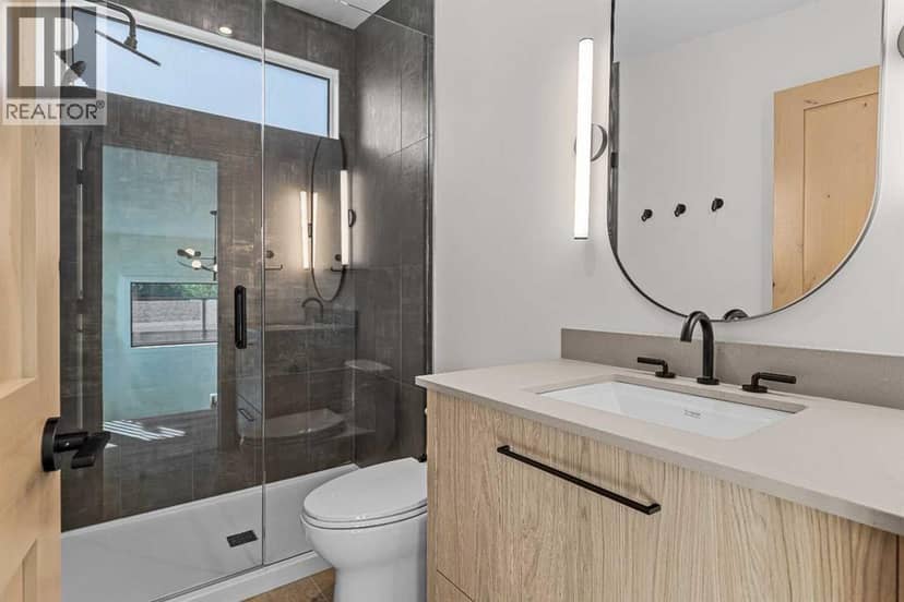 634 A/B 7th Street — photo 38 of 40