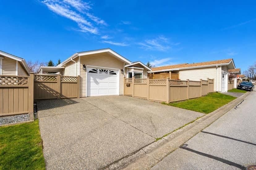 64 1400 164 STREET, Surrey