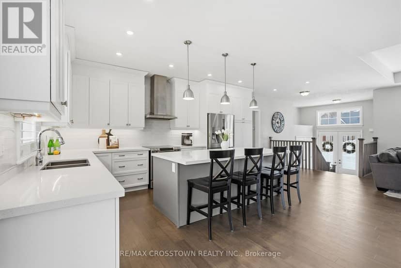 2055 Elana Drive — photo 12 of 40