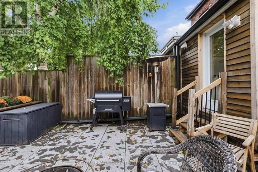 112 Maria Street — photo 10 of 26