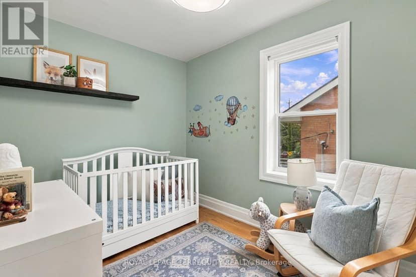 112 Maria Street — photo 16 of 26