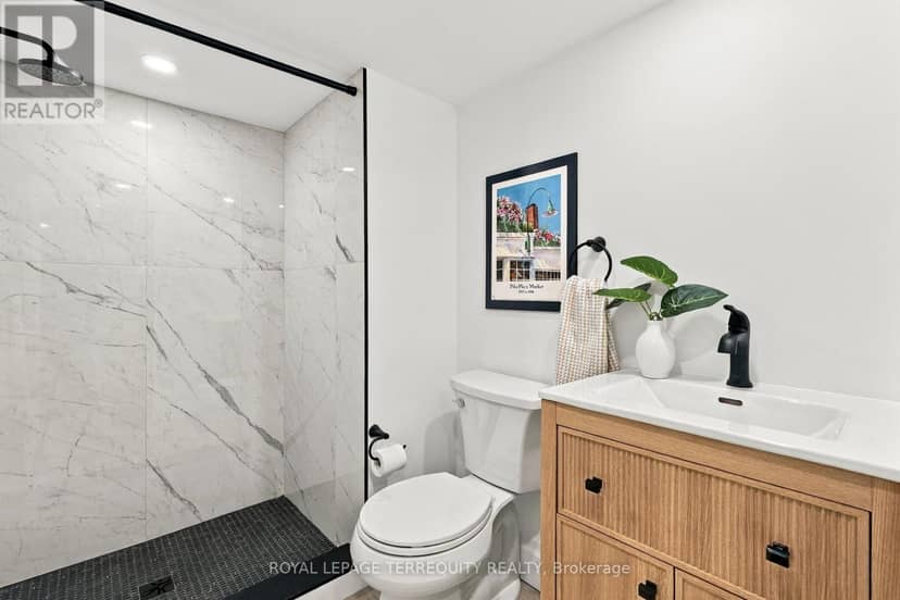 112 Maria Street — photo 23 of 26