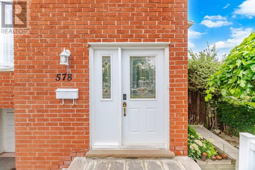 578 Cavell Drive, Mississauga, photo 3